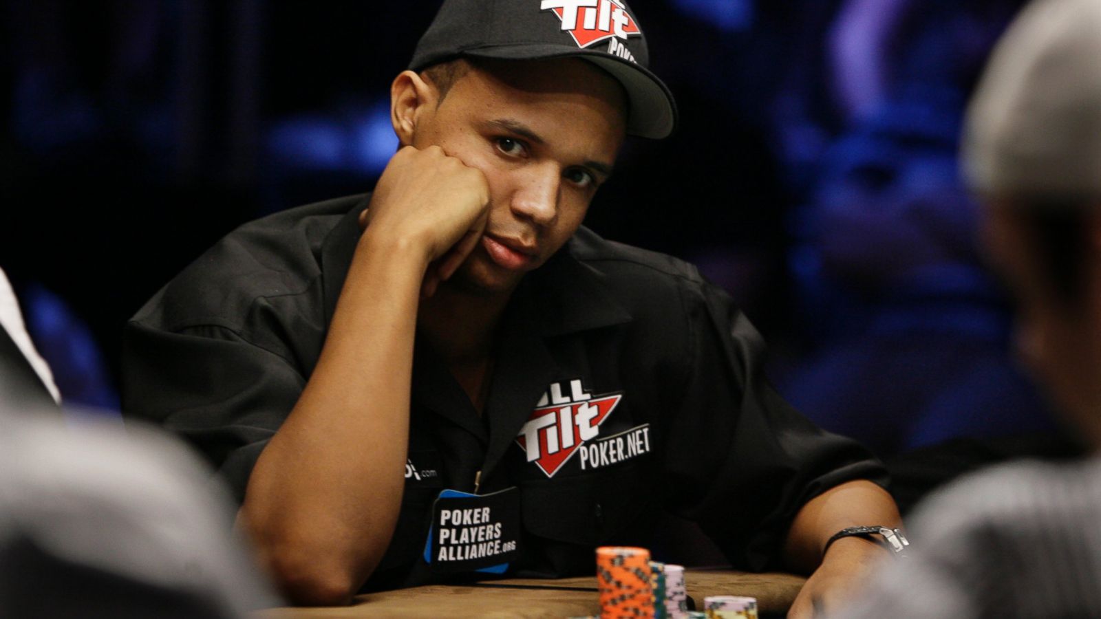 Người chơi poker Phil Ivey: Cái nhìn đằng sau những lá bài - ABC News