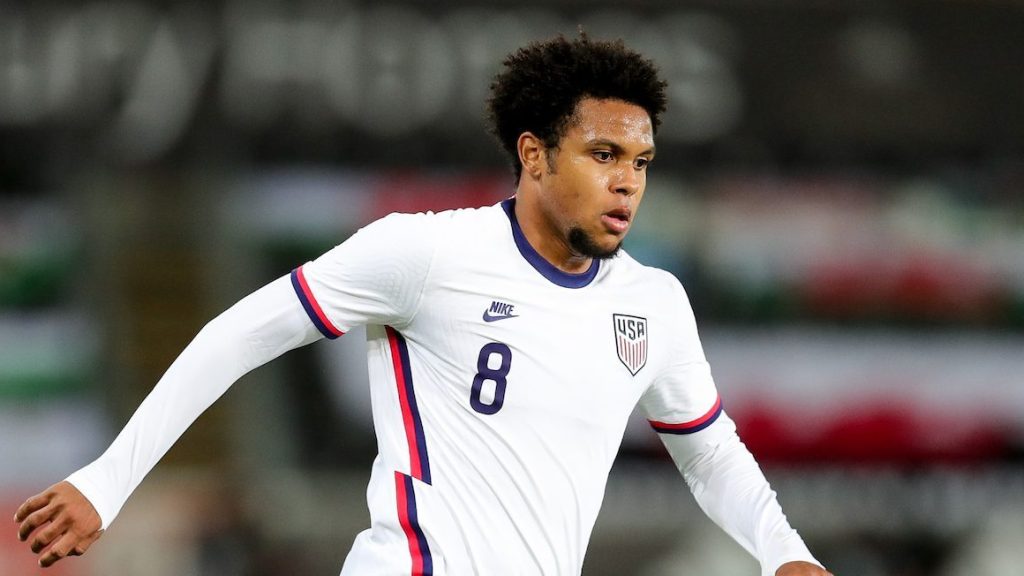 Weston McKennie - Cầu thủ trẻ triển vọng của bóng đá Mỹ - Football Info