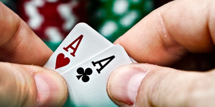 Học cách chơi Texas Hold'Em tại sòng bạc Vegas