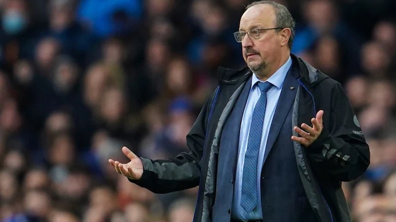 Huấn luyện viên Rafael Benitez là một cá tính đặc biệt với Châu Âu