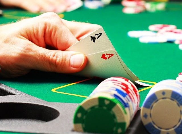 Thú/Hai Đôi Trong Poker Là Gì? Kinh Nghiệm Chơi Poker Hiệu Quả