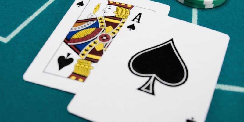 Số lá bài trong Blackjack 4 là bao nhiêu? Câu trả lời chi tiết cho người chơi