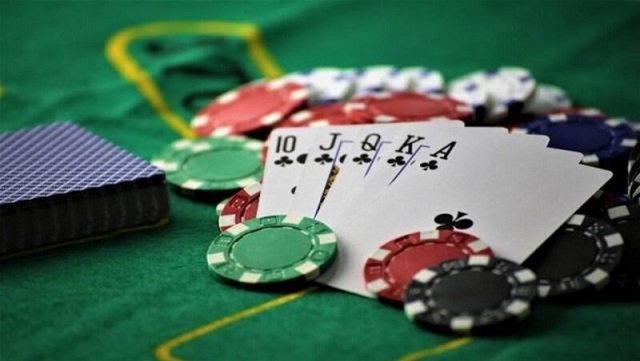 Bài Poker Ba Lá Siêu Dễ Dành Cho Người Mới Bắt Đầu Từ Con Số Không Chơi Ngay