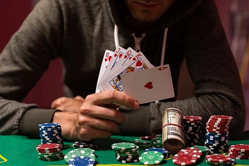Quản Lý Bankroll Trong Poker Là Gì? Mẹo Quản Lý Bankroll Hiệu Quả