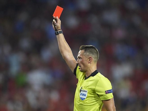 Luật Bóng Đá 11 Người Mới Nhất Theo Tiêu Chuẩn Của FIFA, VFF