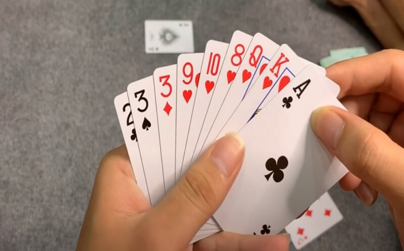 Tá Lả Là Gì? Luật Chơi, Cách Tính Điểm & Chiến Thuật Chi Tiết